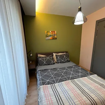 Wide Garden Flat Close To The Memoriall Hospital Hgyhomes2104 * Istanbul